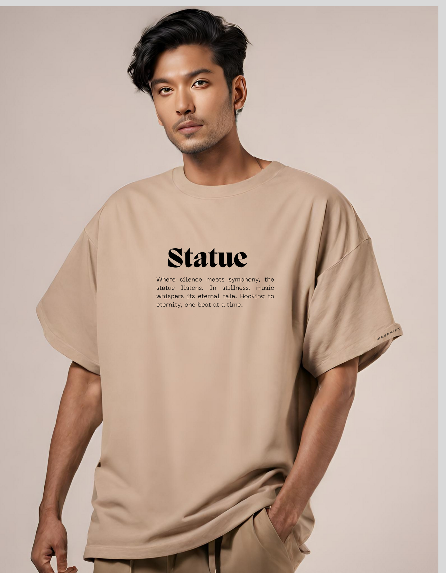 "Statue" Oversized Fit T-shirt